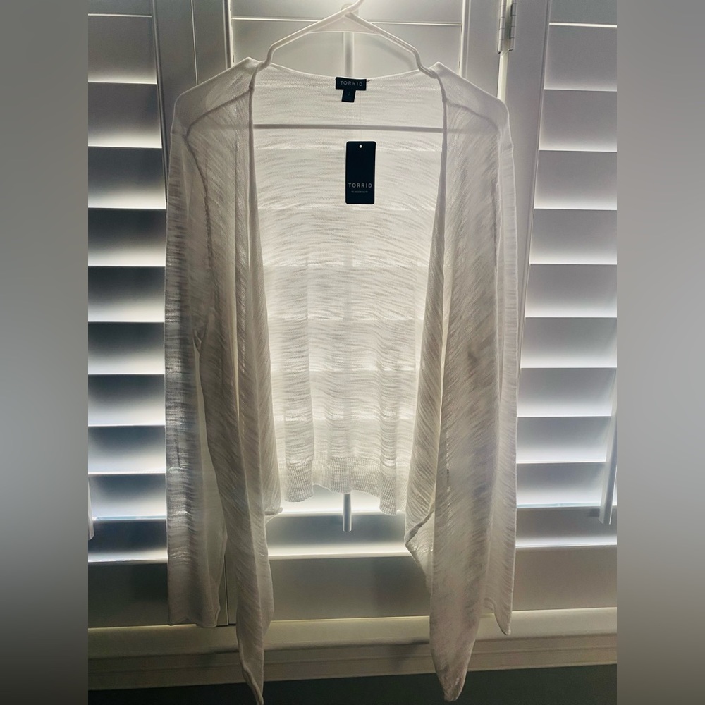 New with tags sheer white Cardigan from Torrid Size 2
